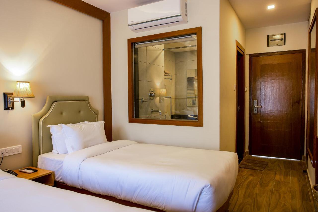 פוקהרה Hotel Fewa Trip מראה חיצוני תמונה