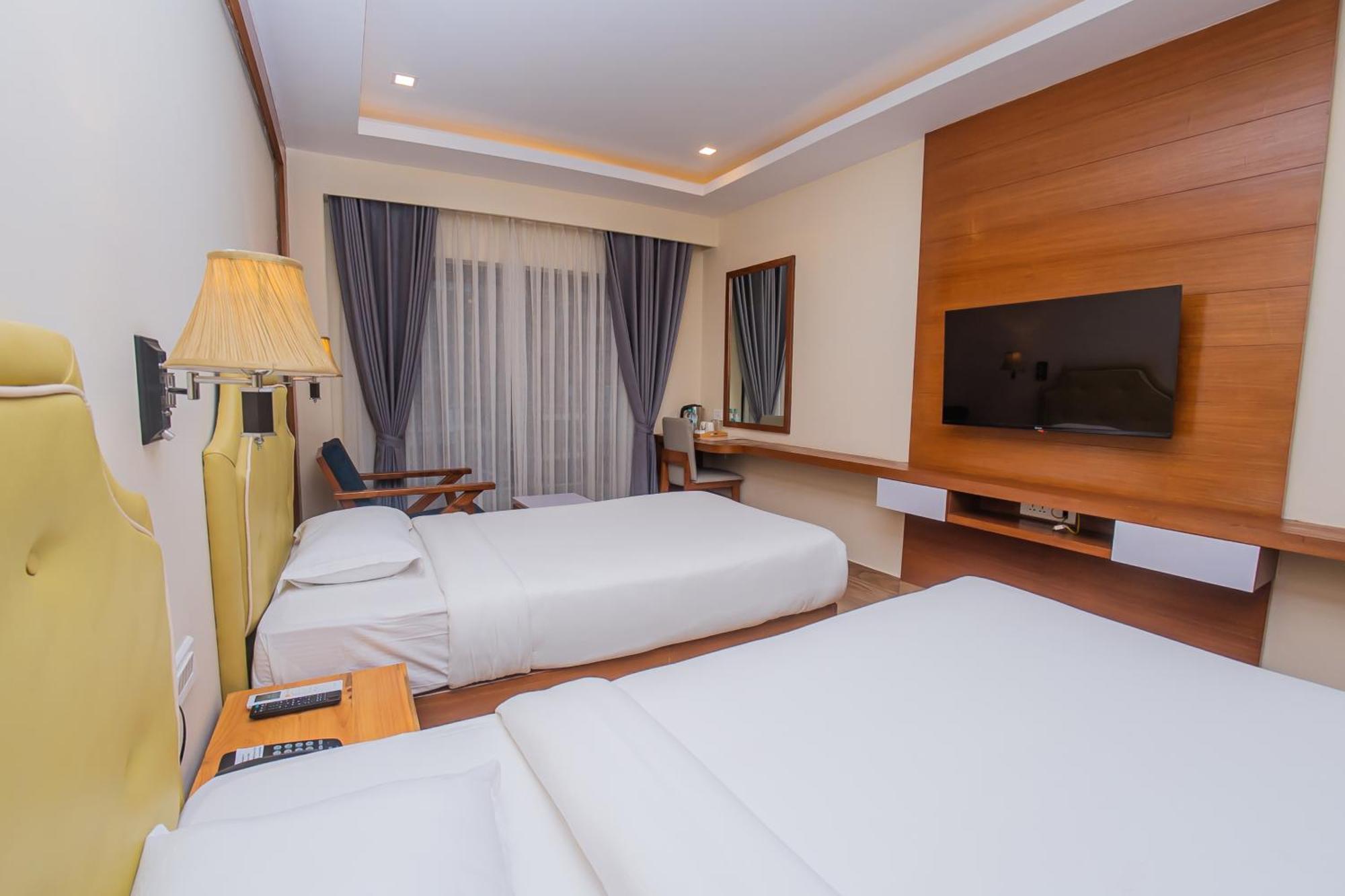 פוקהרה Hotel Fewa Trip מראה חיצוני תמונה